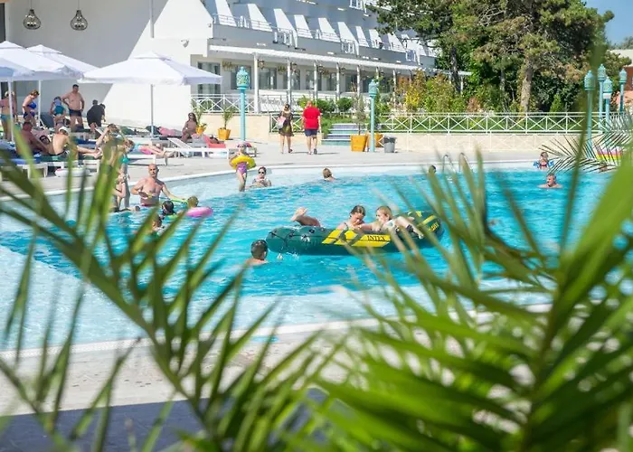 Craiova By Phoenicia 3*